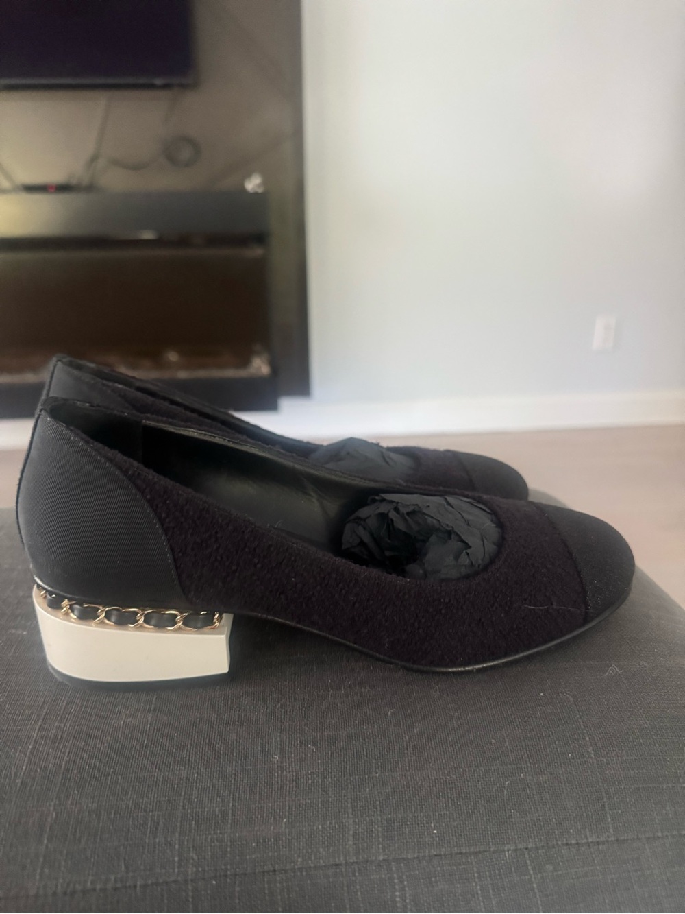 Chanel Interlocking C’s pump